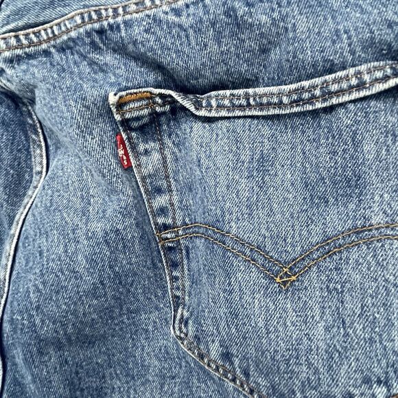 Levis 501 Jeans Mens 42x32‎ Blue Denim Button Fly Straight Leg Cotton Original - Picture 6 of 9
